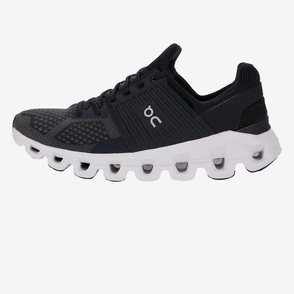 On cloud cloudswift shoes